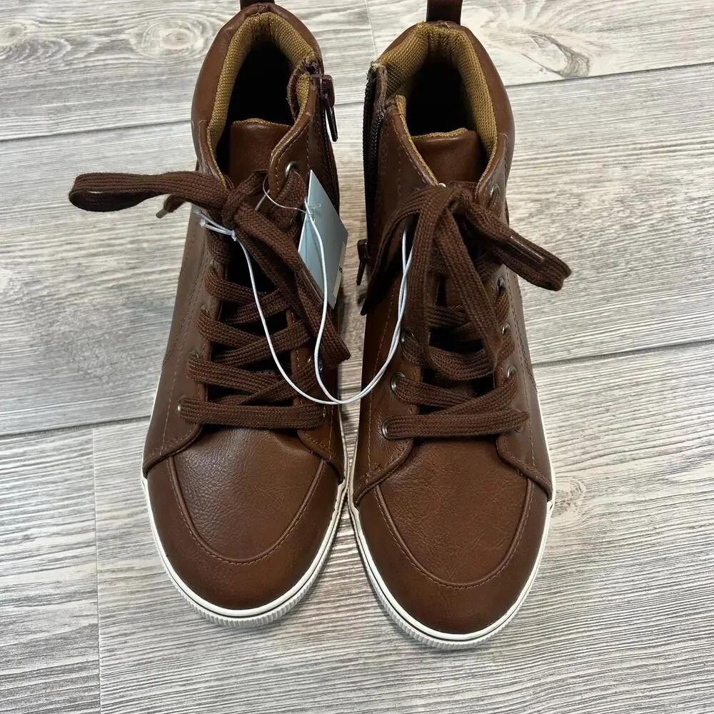 Cat & Jack Boys' Florian High-Top Sneakers - Size 5 - NWT